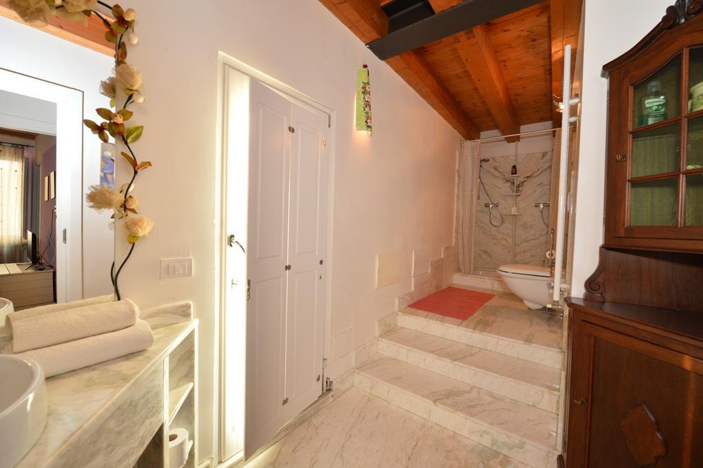 B&B Corte Barbieri Dolcè Екстериор снимка